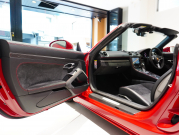 ポルシェ 718 ボクスター GTS PDK スポーツクロノ & GTSインテリアPKG 正規D車 スポーツエキゾースト ハーフレザー シートヒーター 純正PCM バックカメラ レザーインテリア OPカラー 20AW KWコイルオーバーキット 2年保証