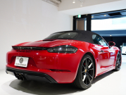 ポルシェ 718 ボクスター GTS PDK スポーツクロノ & GTSインテリアPKG 正規D車 スポーツエキゾースト ハーフレザー シートヒーター 純正PCM バックカメラ レザーインテリア OPカラー 20AW KWコイルオーバーキット 2年保証