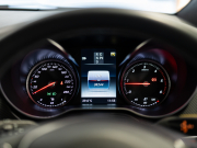 メルセデスベンツ Vクラス V220d ｽﾎﾟｰﾂﾛﾝｸﾞ ﾚｰﾀﾞｰP　ﾏｲﾊﾞｯﾊ仕様 ｴｸﾞｾｸﾃｨﾌﾞｼｰﾄ TVﾓﾆﾀｰ付ﾊﾟｰﾃｰｼｮﾝ 4人乗り ﾂｰﾄﾝｶﾗｰ　2年保証付