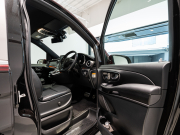 メルセデスベンツ Vクラス V220d ｽﾎﾟｰﾂﾛﾝｸﾞ ﾚｰﾀﾞｰP　ﾏｲﾊﾞｯﾊ仕様 ｴｸﾞｾｸﾃｨﾌﾞｼｰﾄ TVﾓﾆﾀｰ付ﾊﾟｰﾃｰｼｮﾝ 4人乗り ﾂｰﾄﾝｶﾗｰ　2年保証付