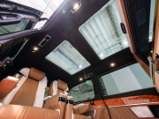 メルセデスベンツ Vクラス V220d ｽﾎﾟｰﾂﾛﾝｸﾞ ﾚｰﾀﾞｰP　ﾏｲﾊﾞｯﾊ仕様 ｴｸﾞｾｸﾃｨﾌﾞｼｰﾄ TVﾓﾆﾀｰ付ﾊﾟｰﾃｰｼｮﾝ 4人乗り ﾂｰﾄﾝｶﾗｰ　2年保証付