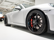 ポルシェ 911(Type991.2) GT3 ﾂｰﾘﾝｸﾞﾊﾟｯｹｰｼﾞ　正規D車 6MT 左H ﾌﾛﾝﾄﾘﾌﾄ ｽﾎﾟｰﾂｸﾛﾉ 専用ｼｰﾄ PCMﾅﾋﾞ Bｶﾒﾗ CarPlay ｽﾎﾟｰﾂｴｷｿﾞｰｽﾄ PDLS付ｷｾﾉﾝ 20AW 　2年保証