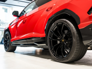 ランボルギーニ ウルス 4.0 ﾊｲｳｪｲ&ｱｰﾊﾞﾝﾛｰﾄﾞPKG　正規D車 左H 5人乗り B/KｽﾀｲﾙPKG 黒革 ﾋｰﾀｰ&ﾍﾞﾝﾁﾚｰﾀｰ ﾊﾟﾉﾗﾏSR 純正ﾅﾋﾞTV ﾄｯﾌﾟﾋﾞｭｰｶﾒﾗ Bang&Olufsen ﾍｯﾄﾞｱｯﾌﾟD 23ｲﾝﾁTaigeteAW　新車保証