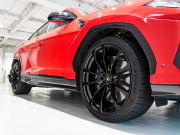 ランボルギーニ ウルス 4.0 ﾊｲｳｪｲ&ｱｰﾊﾞﾝﾛｰﾄﾞPKG　正規D車 左H 5人乗り B/KｽﾀｲﾙPKG 黒革 ﾋｰﾀｰ&ﾍﾞﾝﾁﾚｰﾀｰ ﾊﾟﾉﾗﾏSR 純正ﾅﾋﾞTV ﾄｯﾌﾟﾋﾞｭｰｶﾒﾗ Bang&Olufsen ﾍｯﾄﾞｱｯﾌﾟD 23ｲﾝﾁTaigeteAW　新車保証