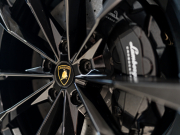 ランボルギーニ ウルス 4.0 ﾊｲｳｪｲ&ｱｰﾊﾞﾝﾛｰﾄﾞPKG　正規D車 左H 5人乗り B/KｽﾀｲﾙPKG 黒革 ﾋｰﾀｰ&ﾍﾞﾝﾁﾚｰﾀｰ ﾊﾟﾉﾗﾏSR 純正ﾅﾋﾞTV ﾄｯﾌﾟﾋﾞｭｰｶﾒﾗ Bang&Olufsen ﾍｯﾄﾞｱｯﾌﾟD 23ｲﾝﾁTaigeteAW　新車保証