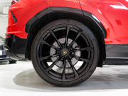 ランボルギーニ ウルス 4.0 ﾊｲｳｪｲ&ｱｰﾊﾞﾝﾛｰﾄﾞPKG　正規D車 左H 5人乗り B/KｽﾀｲﾙPKG 黒革 ﾋｰﾀｰ&ﾍﾞﾝﾁﾚｰﾀｰ ﾊﾟﾉﾗﾏSR 純正ﾅﾋﾞTV ﾄｯﾌﾟﾋﾞｭｰｶﾒﾗ Bang&Olufsen ﾍｯﾄﾞｱｯﾌﾟD 23ｲﾝﾁTaigeteAW　新車保証