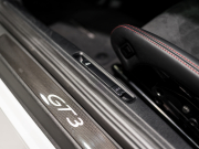 ポルシェ 911(Type991.2) GT3 ｸﾗﾌﾞｽﾎﾟｰﾂ&ｽﾎﾟｰﾂｸﾛﾉPKG　正規D車 ﾌﾛﾝﾄﾘﾌﾄ ﾚｻﾞｰｲﾝﾃﾘｱ ﾌﾙﾊﾞｹｯﾄｼｰﾄ 純正PCMﾅﾋﾞ ﾘﾊﾞｰｼﾝｸﾞｶﾒﾗ BOSEｻｳﾝﾄﾞ CarPlay FRFﾏﾌﾗｰ ﾌﾛﾝﾄPPF　2年保証