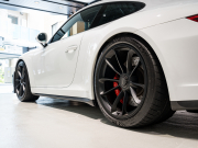 ポルシェ 911(Type991.2) GT3 ｸﾗﾌﾞｽﾎﾟｰﾂ&ｽﾎﾟｰﾂｸﾛﾉPKG　正規D車 ﾌﾛﾝﾄﾘﾌﾄ ﾚｻﾞｰｲﾝﾃﾘｱ ﾌﾙﾊﾞｹｯﾄｼｰﾄ 純正PCMﾅﾋﾞ ﾘﾊﾞｰｼﾝｸﾞｶﾒﾗ CarPlay ｷｬﾗﾗﾎﾜｲﾄ　2年保証