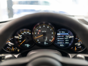 ポルシェ 911(Type991.2) GT3 ｸﾗﾌﾞｽﾎﾟｰﾂ&ｽﾎﾟｰﾂｸﾛﾉPKG　正規D車 ﾌﾛﾝﾄﾘﾌﾄ ﾚｻﾞｰｲﾝﾃﾘｱ ﾌﾙﾊﾞｹｯﾄｼｰﾄ 純正PCMﾅﾋﾞ ﾘﾊﾞｰｼﾝｸﾞｶﾒﾗ CarPlay ｷｬﾗﾗﾎﾜｲﾄ　2年保証