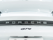 ポルシェ 718 ケイマン GT4 6MT クロノPKG 正規D車 1オーナー 右H レザーインテリアPKG PCMナビ Bカメラ CarPlay キセノンヘッドライト スポーツEX OPカラー 2年保証