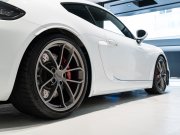 ポルシェ 718 ケイマン GT4 6MT クロノPKG 正規D車 1オーナー 右H レザーインテリアPKG PCMナビ Bカメラ CarPlay キセノンヘッドライト スポーツEX OPカラー 2年保証