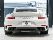 ポルシェ 911(Type991.2) ﾀｰﾎﾞS ｽﾎﾟｰﾂｸﾛﾉPKG　正規D車 ﾚｻﾞｰｲﾝﾃﾘｱ 赤革 PCMﾅﾋﾞ ﾘﾊﾞｰｼﾝｸﾞｶﾒﾗ ﾊﾟｰｸｱｼｽﾄ Carplay PCCB BOSEｻｳﾝﾄﾞ OPｶﾗｰ 　2年保証付