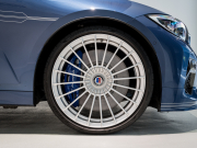 アルピナ D3 S Limousine Allrad　正規D車 1ｵｰﾅｰ OPｶﾗｰ ｱﾙﾋﾟﾅｾｰﾌﾃｨPKG ﾌﾙﾚｻﾞｰﾒﾘﾉ 黒革 ｻﾝﾙｰﾌ 純正iDriveﾅﾋﾞ ﾌﾙｾｸﾞTV CarPlay BMWﾚｰｻﾞｰﾗｲﾄ ｸﾗｼｯｸ20AW　2年保証