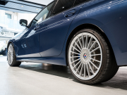 アルピナ D3 S Limousine Allrad　正規D車 1ｵｰﾅｰ OPｶﾗｰ ｱﾙﾋﾟﾅｾｰﾌﾃｨPKG ﾌﾙﾚｻﾞｰﾒﾘﾉ 黒革 ｻﾝﾙｰﾌ 純正iDriveﾅﾋﾞ ﾌﾙｾｸﾞTV CarPlay BMWﾚｰｻﾞｰﾗｲﾄ ｸﾗｼｯｸ20AW　2年保証