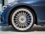 アルピナ D3 S Limousine Allrad　正規D車 1ｵｰﾅｰ OPｶﾗｰ ｱﾙﾋﾟﾅｾｰﾌﾃｨPKG ﾌﾙﾚｻﾞｰﾒﾘﾉ 黒革 ｻﾝﾙｰﾌ 純正iDriveﾅﾋﾞ ﾌﾙｾｸﾞTV CarPlay BMWﾚｰｻﾞｰﾗｲﾄ ｸﾗｼｯｸ20AW　2年保証