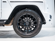 メルセデスベンツ Gクラス G400d AMGﾗｲﾝ ﾗｸﾞｼﾞｭｱﾘｰPKG　正規D車 ﾅｲﾄPKG仕様 右H Meｺﾈｸﾄ 黒革 ｻﾝﾙｰﾌ 純正ﾅﾋﾞTV Burmester 電動ｻｲﾄﾞｽﾃｯﾌﾟ ﾌﾞﾗｯｸﾍﾟｲﾝﾄ20AW　2年保証