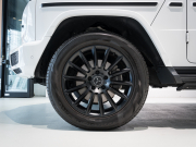 メルセデスベンツ Gクラス G400d AMGﾗｲﾝ ﾗｸﾞｼﾞｭｱﾘｰPKG　正規D車 ﾅｲﾄPKG仕様 右H Meｺﾈｸﾄ 黒革 ｻﾝﾙｰﾌ 純正ﾅﾋﾞTV Burmester 電動ｻｲﾄﾞｽﾃｯﾌﾟ ﾌﾞﾗｯｸﾍﾟｲﾝﾄ20AW　2年保証