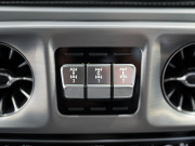 メルセデスベンツ Gクラス G400d AMGﾗｲﾝ ﾗｸﾞｼﾞｭｱﾘｰPKG　正規D車 ﾅｲﾄPKG仕様 右H Meｺﾈｸﾄ 黒革 ｻﾝﾙｰﾌ 純正ﾅﾋﾞTV Burmester 電動ｻｲﾄﾞｽﾃｯﾌﾟ ﾌﾞﾗｯｸﾍﾟｲﾝﾄ20AW　2年保証