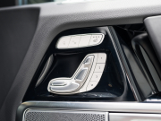 メルセデスベンツ Gクラス G400d AMGﾗｲﾝ ﾗｸﾞｼﾞｭｱﾘｰPKG　正規D車 ﾅｲﾄPKG仕様 右H Meｺﾈｸﾄ 黒革 ｻﾝﾙｰﾌ 純正ﾅﾋﾞTV Burmester 電動ｻｲﾄﾞｽﾃｯﾌﾟ ﾌﾞﾗｯｸﾍﾟｲﾝﾄ20AW　2年保証