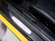 ポルシェ 911(Type991.2) GT3 クラブスポーツ&スポーツクロノPKG 正規D車 Fリフター PCCB フルバケットシート 純正PCMナビ リバーシングカメラ CarPlay LEDヘッドライト 20AW 2年保証