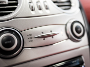 メルセデスベンツ SLRマクラーレン 正規ﾃﾞｨｰﾗｰ車 国内22台限定 ｼﾙﾊﾞｰｱﾛｰﾚｻﾞｰ ﾀｰﾋﾞﾝﾃﾞｻﾞｲﾝAW CFRPﾓﾉｺｯｸ C-BRAKE ｱﾀﾞﾌﾟﾃｨﾌﾞｽﾎﾟｲﾗｰ 社外ﾅﾋﾞ ﾊﾞｯｸｶﾒﾗ BOSEｻｳﾝﾄﾞ