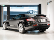 メルセデスベンツ SLRマクラーレン 正規ﾃﾞｨｰﾗｰ車 国内22台限定 ｼﾙﾊﾞｰｱﾛｰﾚｻﾞｰ ﾀｰﾋﾞﾝﾃﾞｻﾞｲﾝAW CFRPﾓﾉｺｯｸ C-BRAKE ｱﾀﾞﾌﾟﾃｨﾌﾞｽﾎﾟｲﾗｰ 社外ﾅﾋﾞ ﾊﾞｯｸｶﾒﾗ BOSEｻｳﾝﾄﾞ