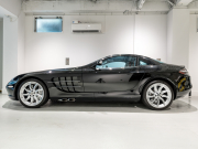 メルセデスベンツ SLRマクラーレン 正規ﾃﾞｨｰﾗｰ車 国内22台限定 ｼﾙﾊﾞｰｱﾛｰﾚｻﾞｰ ﾀｰﾋﾞﾝﾃﾞｻﾞｲﾝAW CFRPﾓﾉｺｯｸ C-BRAKE ｱﾀﾞﾌﾟﾃｨﾌﾞｽﾎﾟｲﾗｰ 社外ﾅﾋﾞ ﾊﾞｯｸｶﾒﾗ BOSEｻｳﾝﾄﾞ