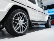 AMG Gクラス G63 AMGﾚｻﾞｰｴｸｽｸﾙｰｼﾌﾞPKG　正規D車 右H Meｺﾈｸﾄ ﾏｷｱｰﾄﾍﾞｰｼﾞｭ革 ｻﾝﾙｰﾌ 純正ﾅﾋﾞTV Burmester AMGﾊﾟﾌｫｰﾏﾝｽEX AMG22ｲﾝﾁAW 電動ｻｲﾄﾞｽﾃｯﾌﾟ ﾛｰﾀﾞｳﾝ　2年保証