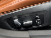 アルピナ D3 S Allrad Touring　正規D車 1ｵｰﾅｰ ｾｰﾌﾃｨPKG ACC ﾌﾙﾚｻﾞｰﾒﾘﾉ ﾀﾙﾄｩｰﾌｫ ﾊﾟﾉﾗﾏSR 全席ﾋｰﾀｰ 純正ﾅﾋﾞ 360ｶﾒﾗ harman/kardon HUD　新車保証継承可