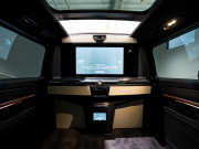 メルセデスベンツ Vクラス V220d ｽﾎﾟｰﾂ ﾛﾝｸﾞ ﾚｰﾀﾞｰP　ﾏｲﾊﾞｯﾊ仕様 ｴｸﾞｾｸﾃｨﾌﾞｼｰﾄ TVﾓﾆﾀｰ付ﾊﾟｰﾃｰｼｮﾝ ﾊﾟﾉﾗﾏSR 4人乗り