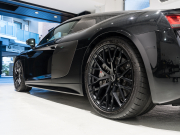 アウディ R8 R8 5.2 FSI V10 Plus Quattro　正規D車 ﾌｧｲﾝﾅｯﾊﾟﾚｻﾞｰﾊﾞｹｯﾄｼｰﾄ 純正MMIﾅﾋﾞ Bang&Olufsen ｶｰﾎﾞﾝｾﾗﾐｯｸﾌﾞﾚｰｷ ｶｰﾎﾞﾝｴｸｽﾃﾘｱ ﾚｰｻﾞｰLED OP20ｲﾝﾁAW EBM　2年保証