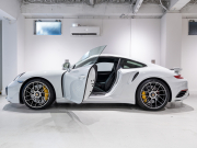 ポルシェ 911(Type991.2) ﾀｰﾎﾞS ｽﾎﾟｰﾂｸﾛﾉPKG　正規D車 ﾀｰﾎﾞｴｱﾛｷｯﾄ 黒革 ｼｰﾄﾋｰﾀｰ&ﾍﾞﾝﾁﾚｰﾀｰ ｻﾝﾙｰﾌ PCMﾅﾋﾞ TVﾁｭｰﾅｰ ﾘﾊﾞｰｼﾝｸﾞｶﾒﾗ ﾚｰﾝﾁｪﾝｼﾞA Carplay PCCB BOSEｻｳﾝﾄﾞ OPｶﾗｰ　2年保証付