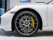 ポルシェ 911(Type991.2) ﾀｰﾎﾞS ｽﾎﾟｰﾂｸﾛﾉPKG　正規D車 ﾀｰﾎﾞｴｱﾛｷｯﾄ 黒革 ｼｰﾄﾋｰﾀｰ&ﾍﾞﾝﾁﾚｰﾀｰ ｻﾝﾙｰﾌ PCMﾅﾋﾞ TVﾁｭｰﾅｰ ﾘﾊﾞｰｼﾝｸﾞｶﾒﾗ ﾚｰﾝﾁｪﾝｼﾞA Carplay PCCB BOSEｻｳﾝﾄﾞ OPｶﾗｰ　2年保証付