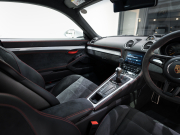 ポルシェ 718 ケイマン GT4 6MT ｸﾛﾉPKG　正規D車 右H ﾚｻﾞｰｲﾝﾃﾘｱ PCMﾅﾋﾞ Bｶﾒﾗ CarPlay ｷｾﾉﾝPDLS ｽﾎﾟｰﾂEX ﾍﾟｲﾝﾄｲﾝﾃﾘｱ 純正20AW