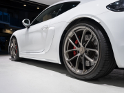 ポルシェ 718 ケイマン GT4 6MT ｸﾛﾉPKG　正規D車 右H ﾚｻﾞｰｲﾝﾃﾘｱ PCMﾅﾋﾞ Bｶﾒﾗ CarPlay ｷｾﾉﾝPDLS ｽﾎﾟｰﾂEX ﾍﾟｲﾝﾄｲﾝﾃﾘｱ 純正20AW