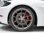 ポルシェ 718 ケイマン GT4 6MT ｸﾛﾉPKG　正規D車 右H ﾚｻﾞｰｲﾝﾃﾘｱ PCMﾅﾋﾞ Bｶﾒﾗ CarPlay ｷｾﾉﾝPDLS ｽﾎﾟｰﾂEX ﾍﾟｲﾝﾄｲﾝﾃﾘｱ 純正20AW