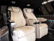 メルセデスベンツ Vクラス V220d ｴｸｽﾄﾗﾛﾝｸﾞ ﾚｰﾀﾞｰP　ﾏｲﾊﾞｯﾊ仕様 ｴｸﾞｾｸﾃｨﾌﾞｼｰﾄ TVﾓﾆﾀｰ付ﾊﾟｰﾃｰｼｮﾝ ｽﾀｰﾗｲﾄﾍｯﾄﾞﾗｲﾅｰ 4人乗り