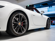 ポルシェ 911(Type992) ｶﾚﾗS ｶﾌﾞﾘｵﾚ　正規D車 ﾎﾞﾙﾄﾞｰﾚｯﾄﾞﾌﾙﾚｻﾞｰ ｼｰﾄﾍﾞﾝﾁﾚｰｼｮﾝ 純正PCM BOSEｻｳﾝﾄﾞ ACC ｽﾎﾟｰﾂｴｷｿﾞｰｽﾄ 20&21ｲﾝﾁAW　2年保証