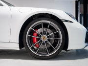 ポルシェ 911(Type992) ｶﾚﾗS ｶﾌﾞﾘｵﾚ　正規D車 ﾎﾞﾙﾄﾞｰﾚｯﾄﾞﾌﾙﾚｻﾞｰ ｼｰﾄﾍﾞﾝﾁﾚｰｼｮﾝ 純正PCM BOSEｻｳﾝﾄﾞ ACC ｽﾎﾟｰﾂｴｷｿﾞｰｽﾄ 20&21ｲﾝﾁAW　2年保証