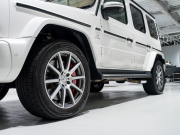 AMG Gクラス G63 AMGﾚｻﾞｰｴｸｽｸﾙｰｼﾌﾞPKG　正規D車 右H Meｺﾈｸﾄ ﾏｷｱｰﾄﾍﾞｰｼﾞｭ革 ｻﾝﾙｰﾌ 純正ﾅﾋﾞTV Burmester AMGﾊﾟﾌｫｰﾏﾝｽEX AMG20ｲﾝﾁAW　2年保証付