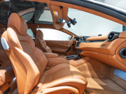 フェラーリ FF Ferrari Four F1 DCT　正規D車 左H ｸｵｲｵ革 ﾌﾙ電動ｼｰﾄﾍﾞﾝﾁﾚｰｼｮﾝ ﾊﾟﾉﾗﾏｶﾞﾗｽﾙｰﾌ ﾊﾟｯｾﾝｼﾞｬｰﾃﾞｨｽﾌﾟﾚｲ LEDｶｰﾎﾞﾝﾄﾞﾗｲﾊﾞｰｿﾞｰﾝ ﾅﾋﾞTV Bｶﾒﾗ 鍛造20ｲﾝﾁ ﾛｰﾀﾞｳﾝ PowerCraftﾏﾌﾗｰ OP800 記録簿多数