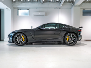 ジャガー Fタイプ SVR 5.0L P575 AWD　正規D車 右H SVRｶｰﾎﾞﾝｾﾗﾐｯｸﾌﾞﾚｰｷﾊﾟｯｸ 12way革ｼｰﾄ ﾋｰﾀｰ&ﾍﾞﾝﾁﾚｰﾀｰ ﾊﾟﾉﾗﾐｯｸR MERIDIAN 専用INCONELｴｷｿﾞｰｽﾄ OP20AW