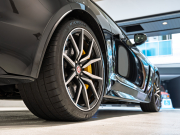 ジャガー Fタイプ SVR 5.0L P575 AWD　正規D車 右H SVRｶｰﾎﾞﾝｾﾗﾐｯｸﾌﾞﾚｰｷﾊﾟｯｸ 12way革ｼｰﾄ ﾋｰﾀｰ&ﾍﾞﾝﾁﾚｰﾀｰ ﾊﾟﾉﾗﾐｯｸR MERIDIAN 専用INCONELｴｷｿﾞｰｽﾄ OP20AW