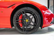 フェラーリ カリフォルニアT F1 DCT　正規D車 左H ｸﾚﾏﾚｻﾞｰ&ﾌﾞﾗｯｸﾀﾞｯｼｭﾎﾞｰﾄﾞ ﾌﾙ電動ｼｰﾄ 純正ﾅﾋﾞ ｶｰﾎﾞﾝLEDｽﾃｱ ｽﾎﾟｰﾂｴｷｿﾞｰｽﾄ Bｶﾒﾗ 電格ﾐﾗｰ OP鍛造20AW EBM