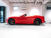 フェラーリ カリフォルニアT F1 DCT　正規D車 左H ｸﾚﾏﾚｻﾞｰ&ﾌﾞﾗｯｸﾀﾞｯｼｭﾎﾞｰﾄﾞ ﾌﾙ電動ｼｰﾄ 純正ﾅﾋﾞ ｶｰﾎﾞﾝLEDｽﾃｱ ｽﾎﾟｰﾂｴｷｿﾞｰｽﾄ Bｶﾒﾗ 電格ﾐﾗｰ OP鍛造20AW EBM