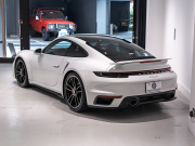 ポルシェ 911(Type992) ﾀｰﾎﾞ PDK ｽﾎﾟｰﾂｸﾛﾉPKG　正規D車 1ｵｰﾅｰ 黒革18way 電動ｶﾞﾗｽｻﾝﾙｰﾌ ﾋｰﾀｰ&ﾍﾞﾝﾁﾚｰｼｮﾝ PCMﾅﾋﾞ CarPlay BOSE ｽﾎﾟｰﾂｴｸﾞｿﾞｰｽﾄ ﾀｰﾎﾞSﾃﾞｻﾞｲﾝ20&21AW　新車保証継承可