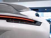 ポルシェ 911(Type992) ﾀｰﾎﾞ PDK ｽﾎﾟｰﾂｸﾛﾉPKG　正規D車 1ｵｰﾅｰ 黒革18way 電動ｶﾞﾗｽｻﾝﾙｰﾌ ﾋｰﾀｰ&ﾍﾞﾝﾁﾚｰｼｮﾝ PCMﾅﾋﾞ CarPlay BOSE ｽﾎﾟｰﾂｴｸﾞｿﾞｰｽﾄ ﾀｰﾎﾞSﾃﾞｻﾞｲﾝ20&21AW　新車保証継承可