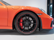 ポルシェ 911(Type991.2) GT3 スポーツクロノPKG 正規D車 フロントリフト 4wayスポーツシート 純正PCMナビ リアビューカメラ CarPlay PDLSヘッドライト 専用20AW OPカラー