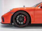 ポルシェ 911(Type991.2) GT3 スポーツクロノPKG 正規D車 フロントリフト 4wayスポーツシート 純正PCMナビ リアビューカメラ CarPlay PDLSヘッドライト 専用20AW OPカラー