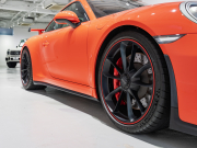 ポルシェ 911(Type991.2) GT3 スポーツクロノPKG 正規D車 フロントリフト 4wayスポーツシート 純正PCMナビ リアビューカメラ CarPlay PDLSヘッドライト 専用20AW OPカラー